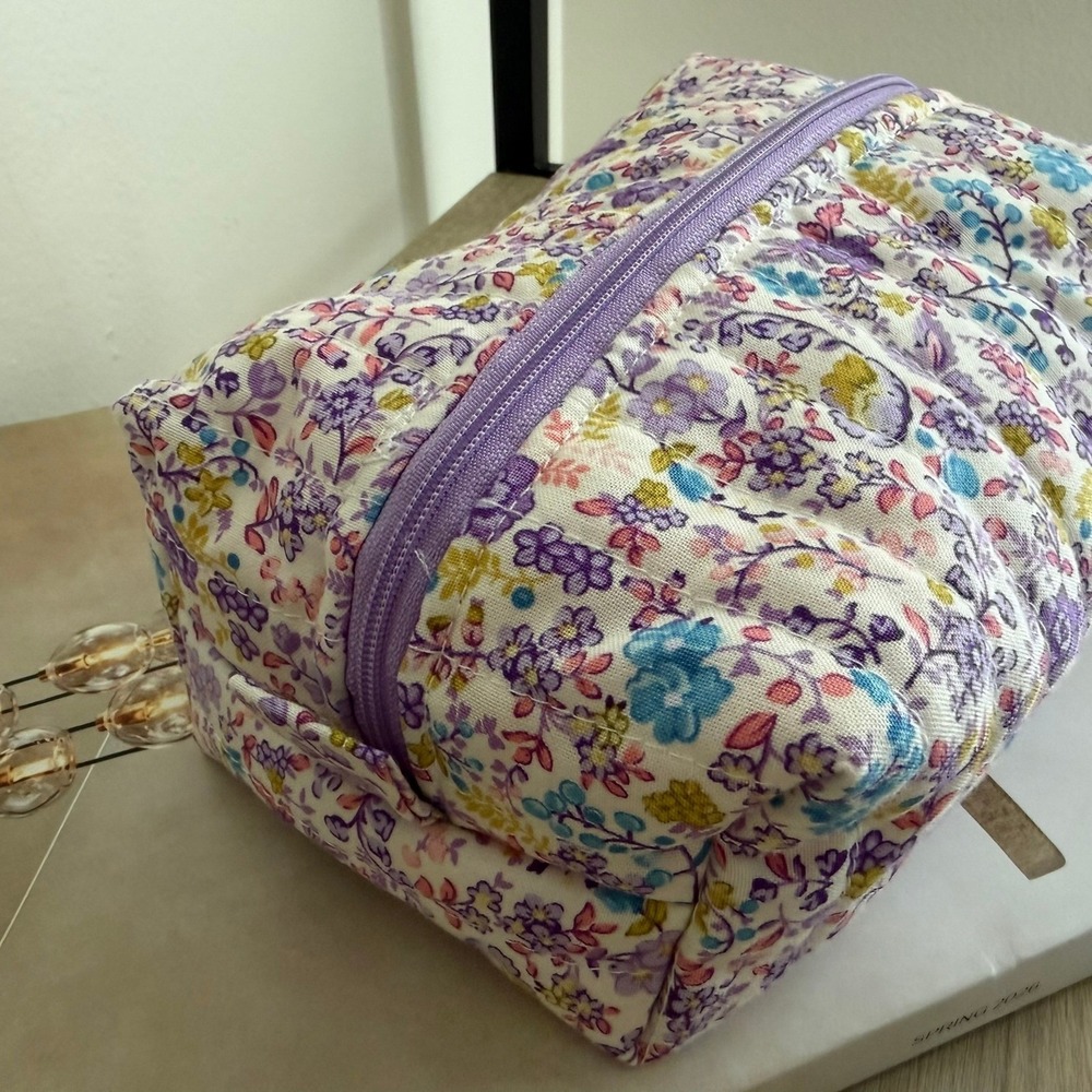 Floral Quilted Makeup Bag Purple Blue Wildflower Toiletry Pouch Cosmetic Case - Picture 4 of 6
